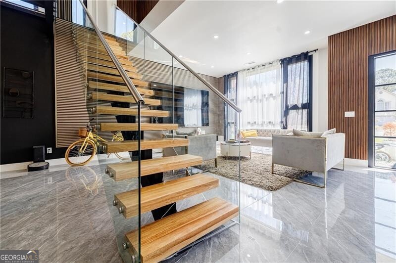 Hunters Trace - Residential