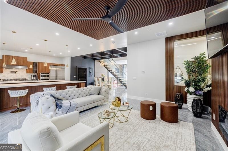Hunters Trace - Residential