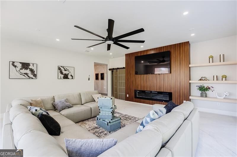 Hunters Trace - Residential