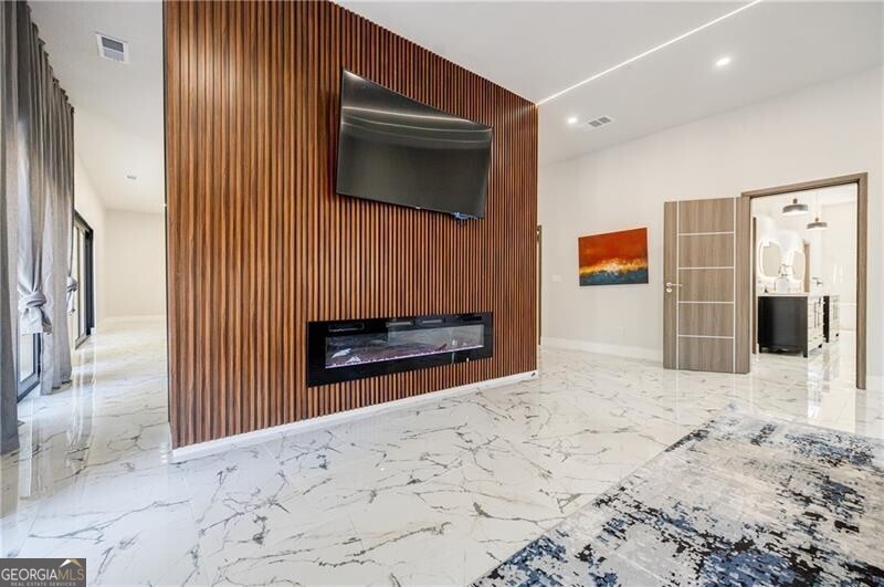 Hunters Trace - Residential