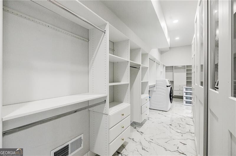 Hunters Trace - Residential