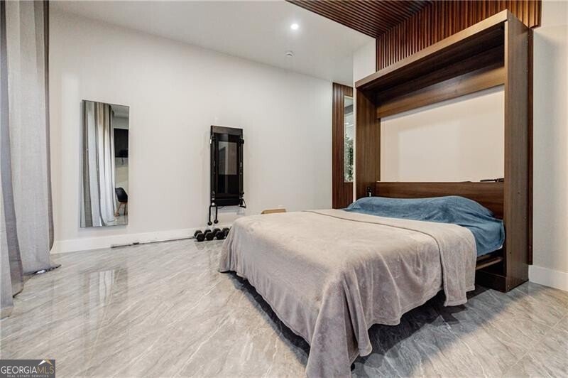 Hunters Trace - Residential