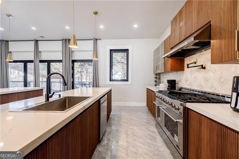 Hunters Trace - Residential
