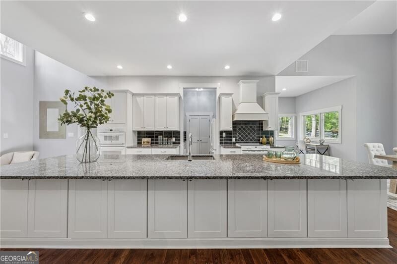 Milton, Georgia 30004, United States, 3 Bedrooms Bedrooms, ,3 BathroomsBathrooms,Residential,Pending,109713