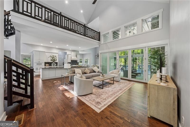 Milton, Georgia 30004, United States, 3 Bedrooms Bedrooms, ,3 BathroomsBathrooms,Residential,Pending,109713