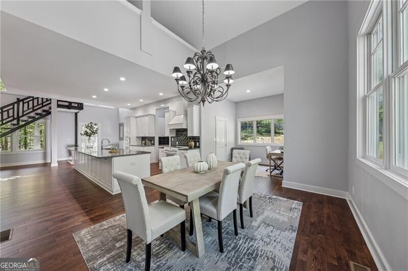 Milton, Georgia 30004, United States, 3 Bedrooms Bedrooms, ,3 BathroomsBathrooms,Residential,Pending,109713