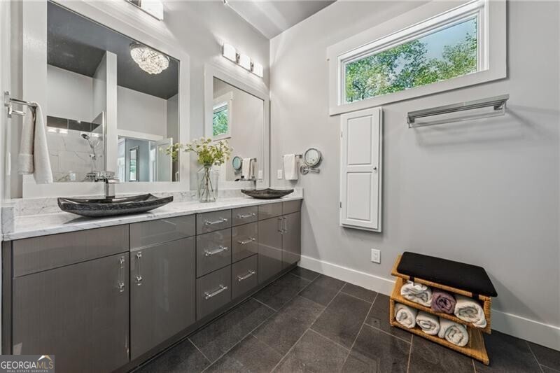 Milton, Georgia 30004, United States, 3 Bedrooms Bedrooms, ,3 BathroomsBathrooms,Residential,Pending,109713