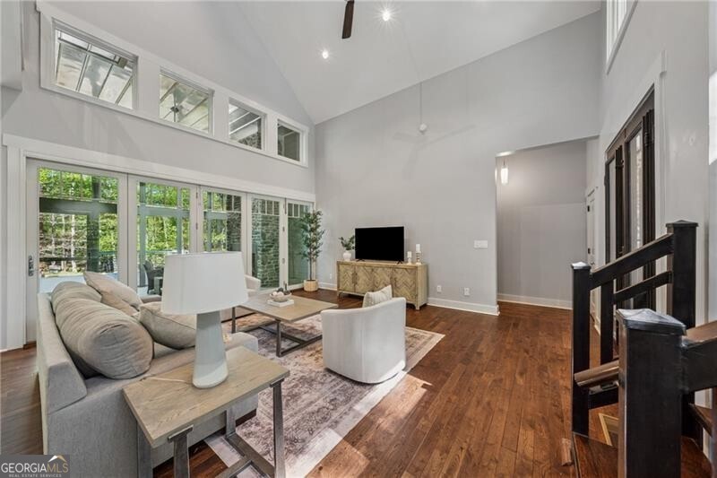 Milton, Georgia 30004, United States, 3 Bedrooms Bedrooms, ,3 BathroomsBathrooms,Residential,Pending,109713