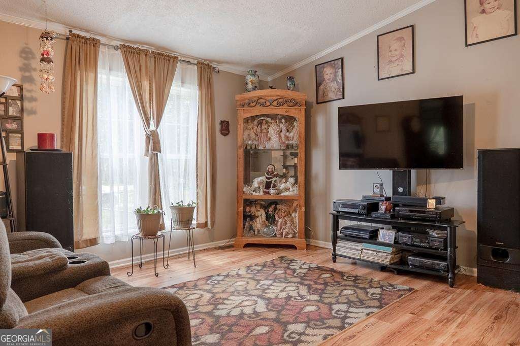 714 Yates RD