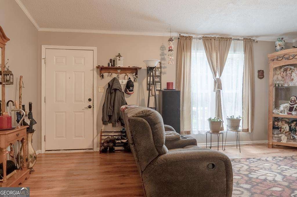 714 Yates RD