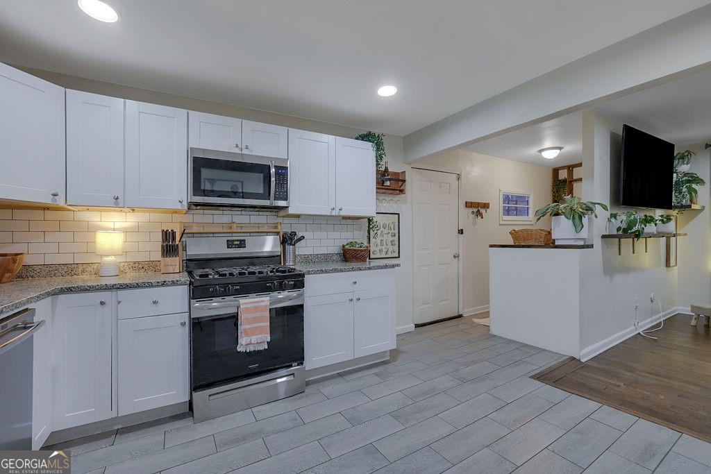 Photo of 647 Alfred Road NW, Atlanta, GA 30331 (MLS # 10801313)