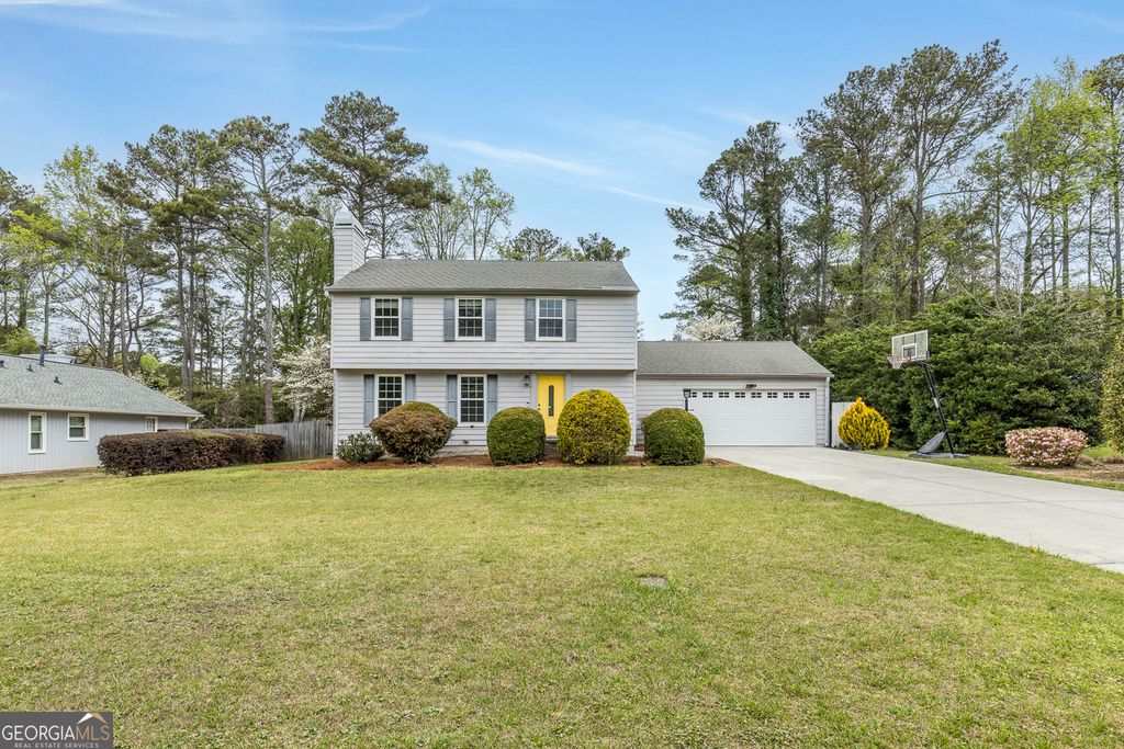 Photo of 3559 Oak Knoll Drive, Marietta, GA 30068 (MLS # 10724410)