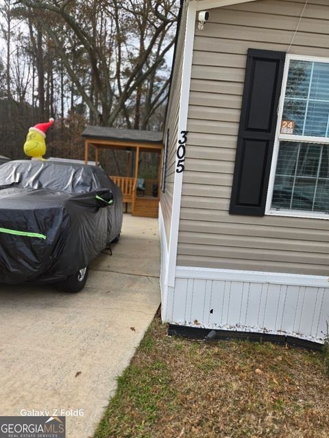 305 Malibu DR 305 Fayetteville GA 30214