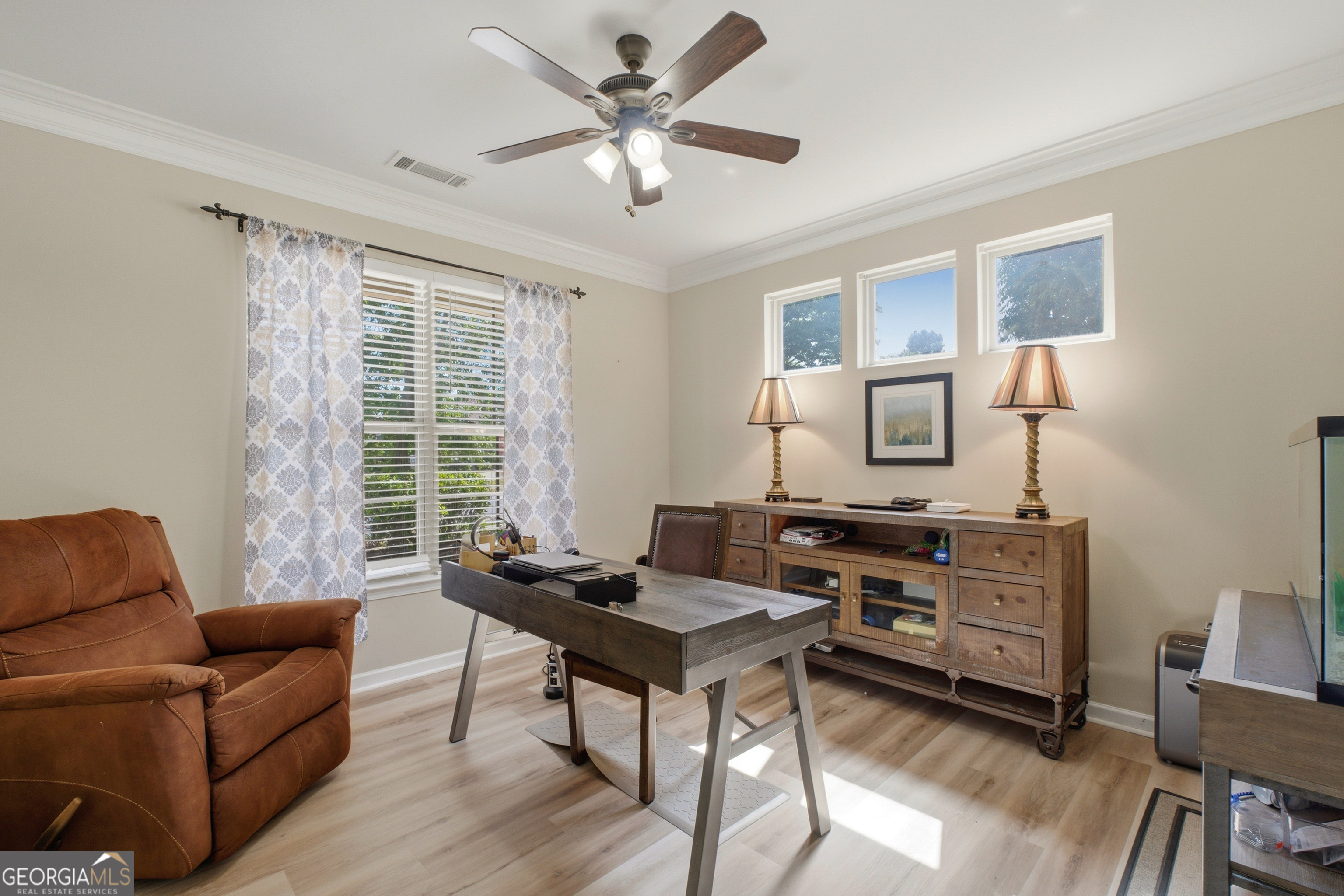 251 Parc DR