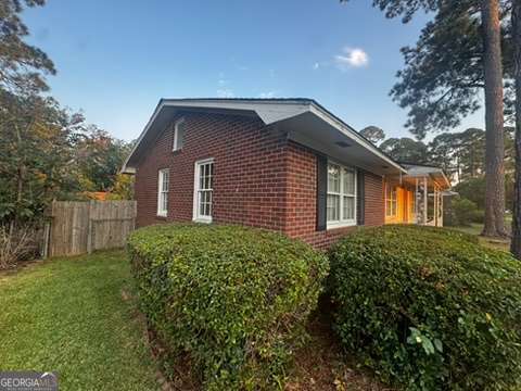 2208 Doncaster DR