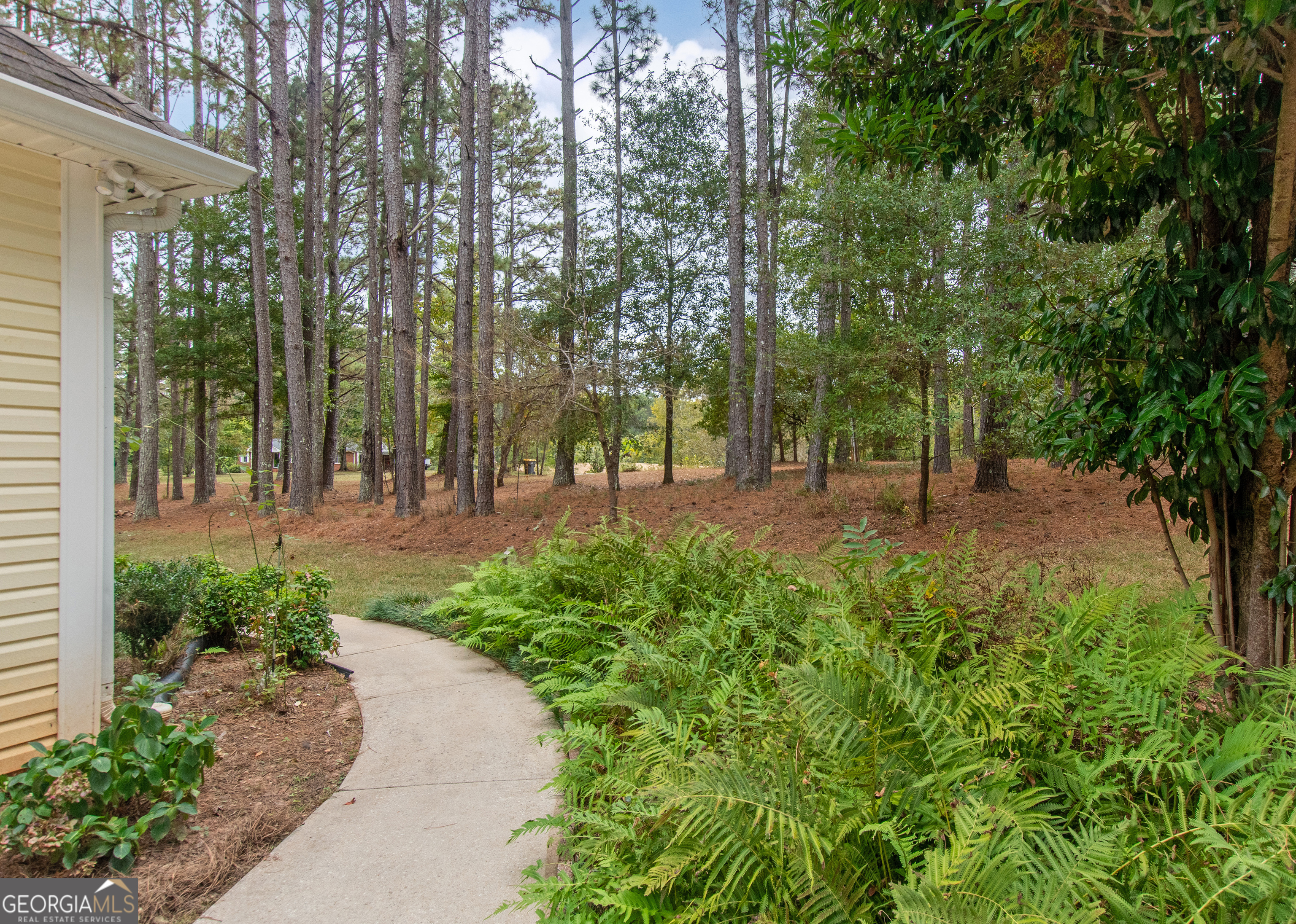 200 Tenney RD