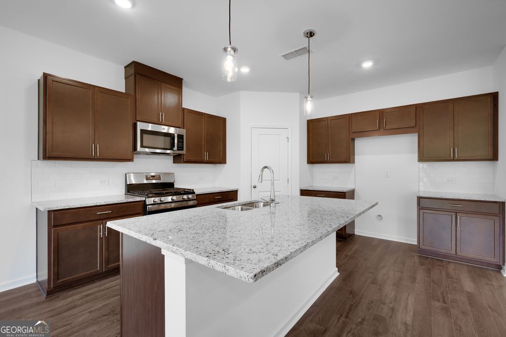 1375 Windance Lake DR