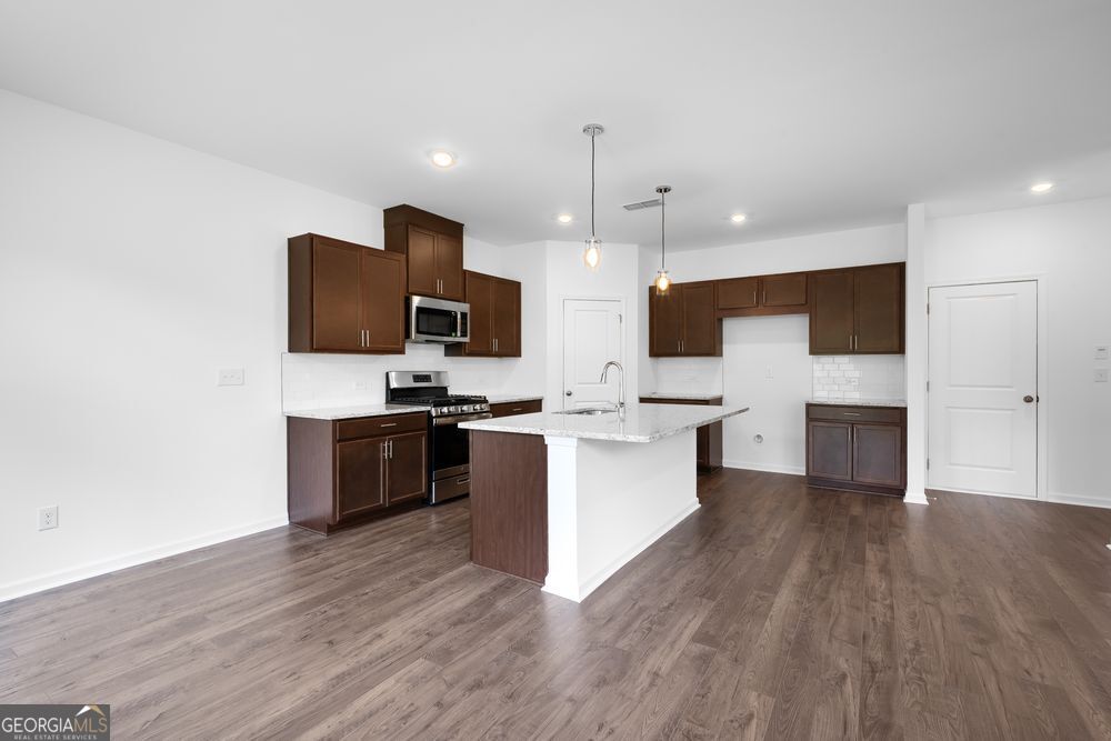 1375 Windance Lake DR