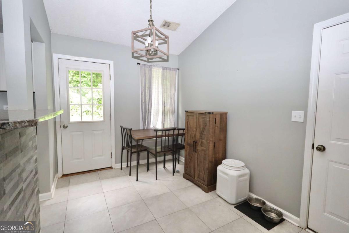 397 Thorn Thicket DR