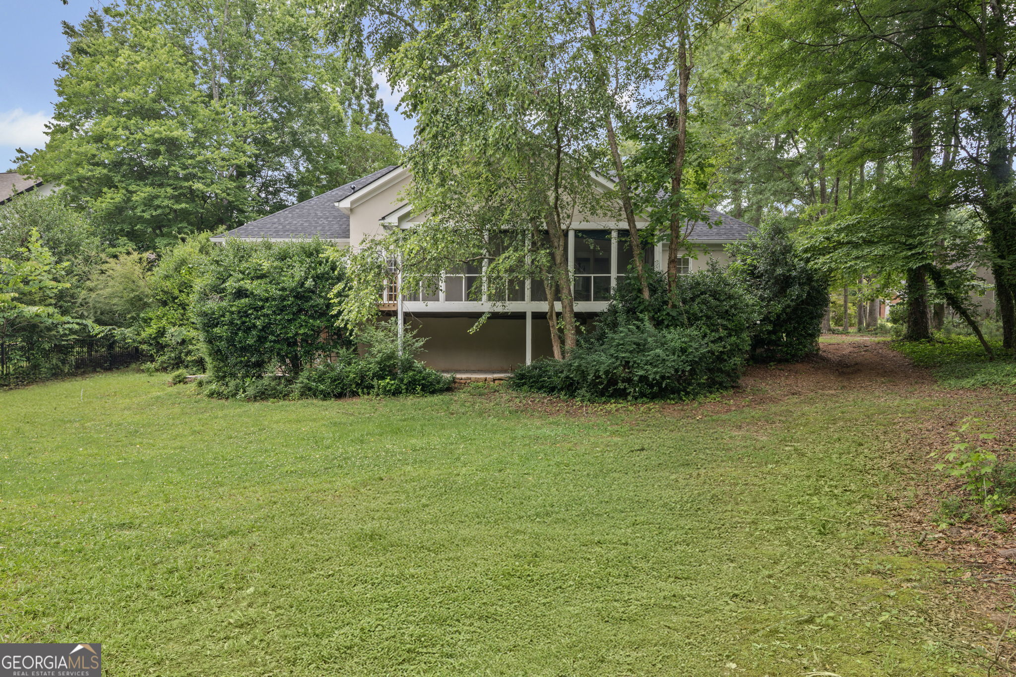 Lake Redwine - Residential
