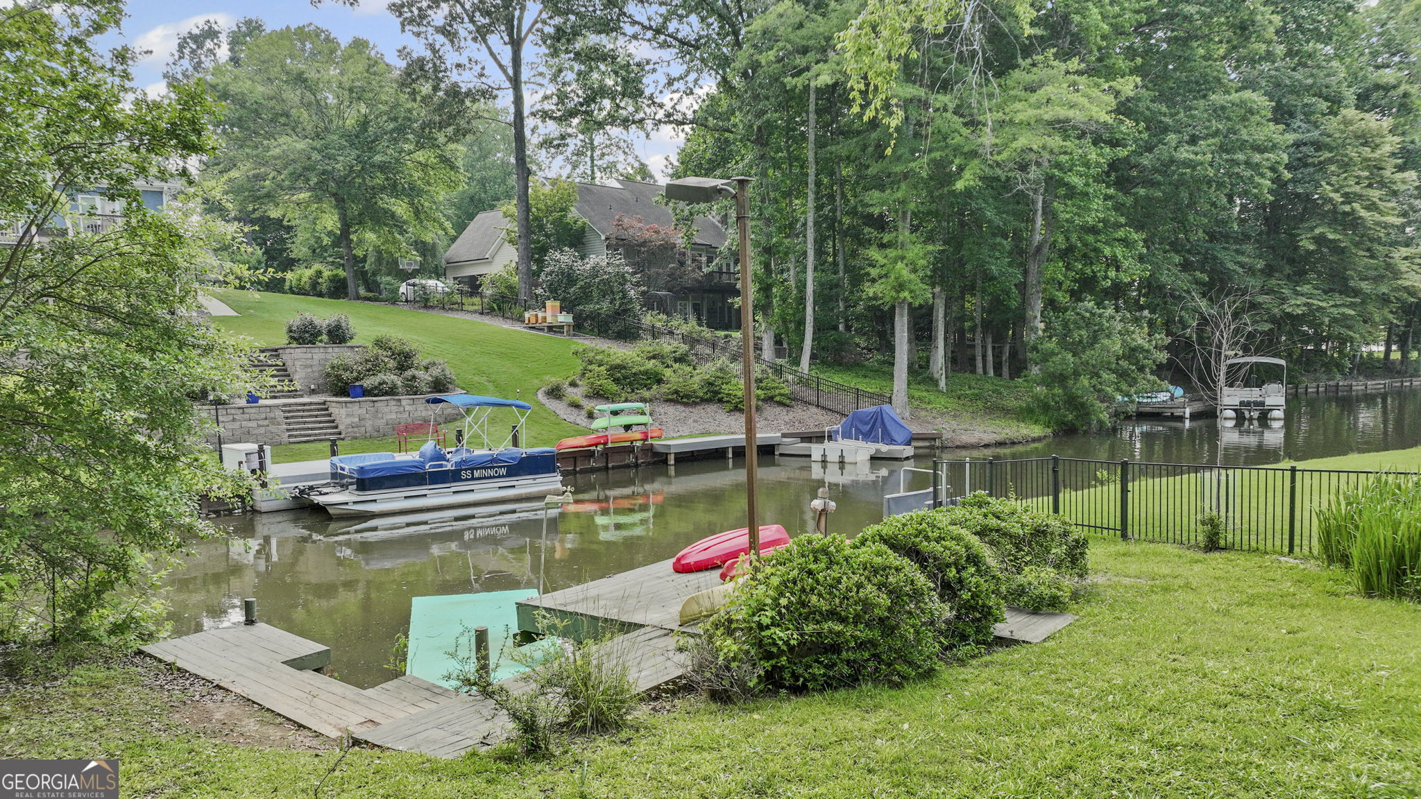 Lake Redwine - Residential
