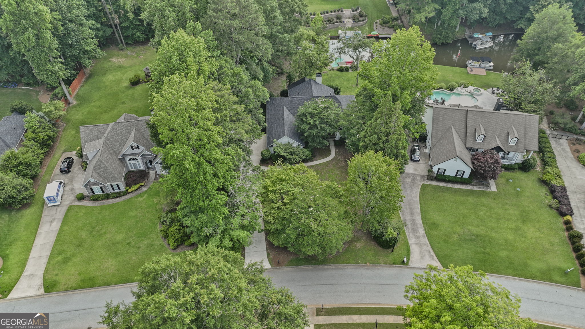 Lake Redwine - Residential