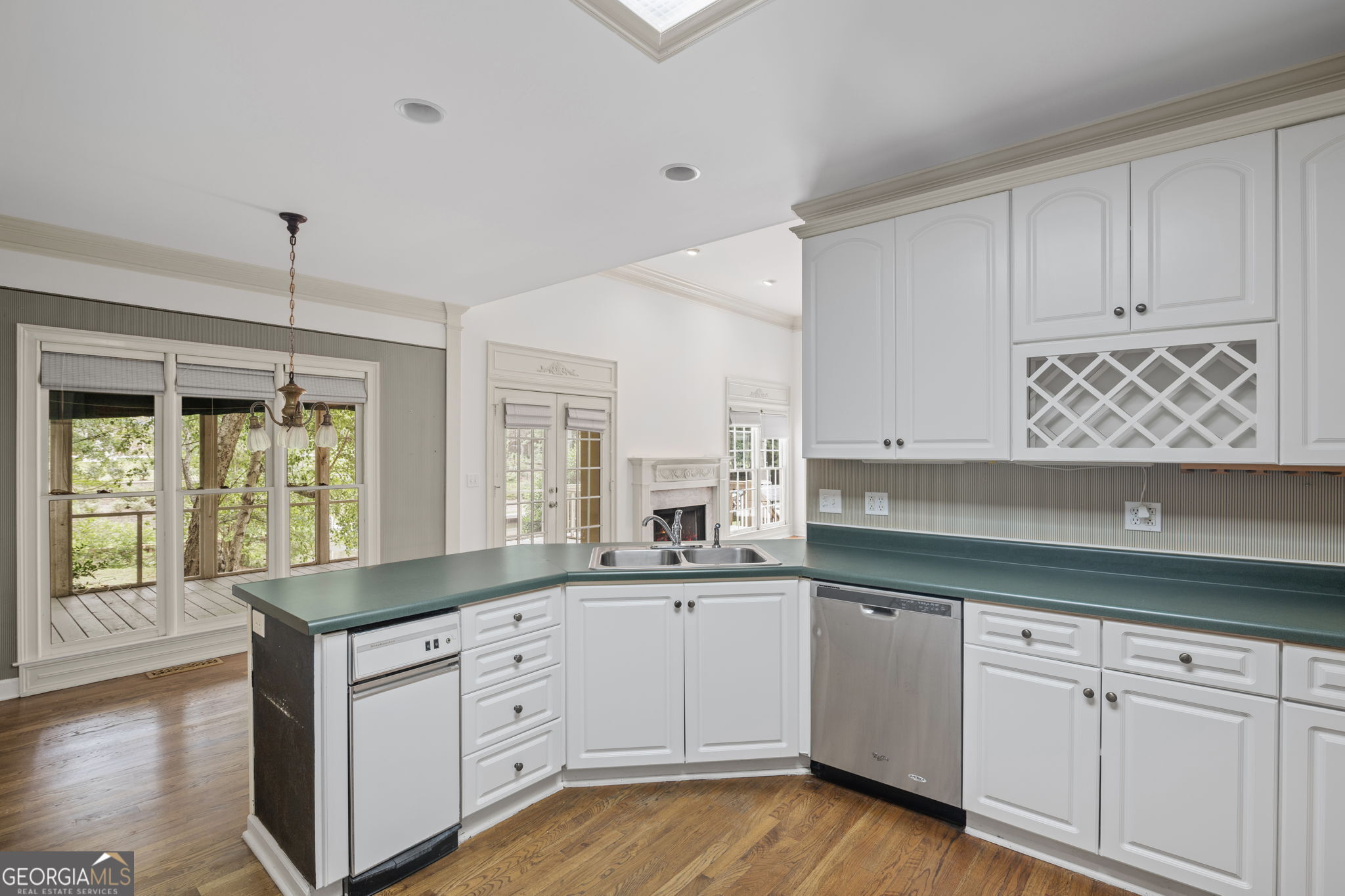 Lake Redwine - Residential