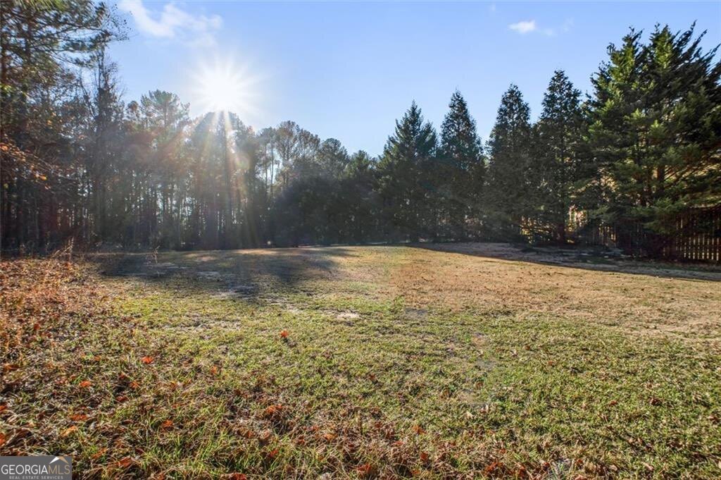 2562 BERMUDA RD