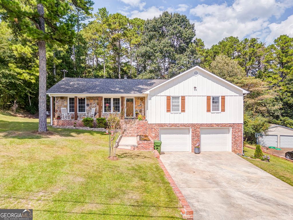Photo of 32 Devonshire Drive SE, Rome, GA 30161 (MLS # 10764888)