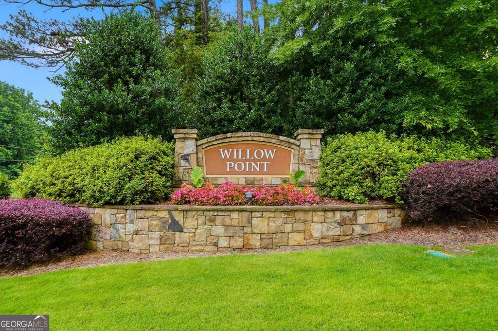 Photo of 5139 Willow Point Parkway, Marietta, GA 30068 (MLS # 10782289)