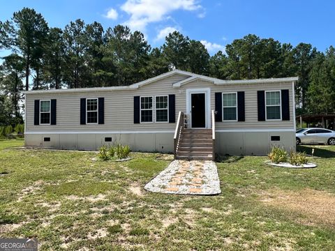 A home in Claxton