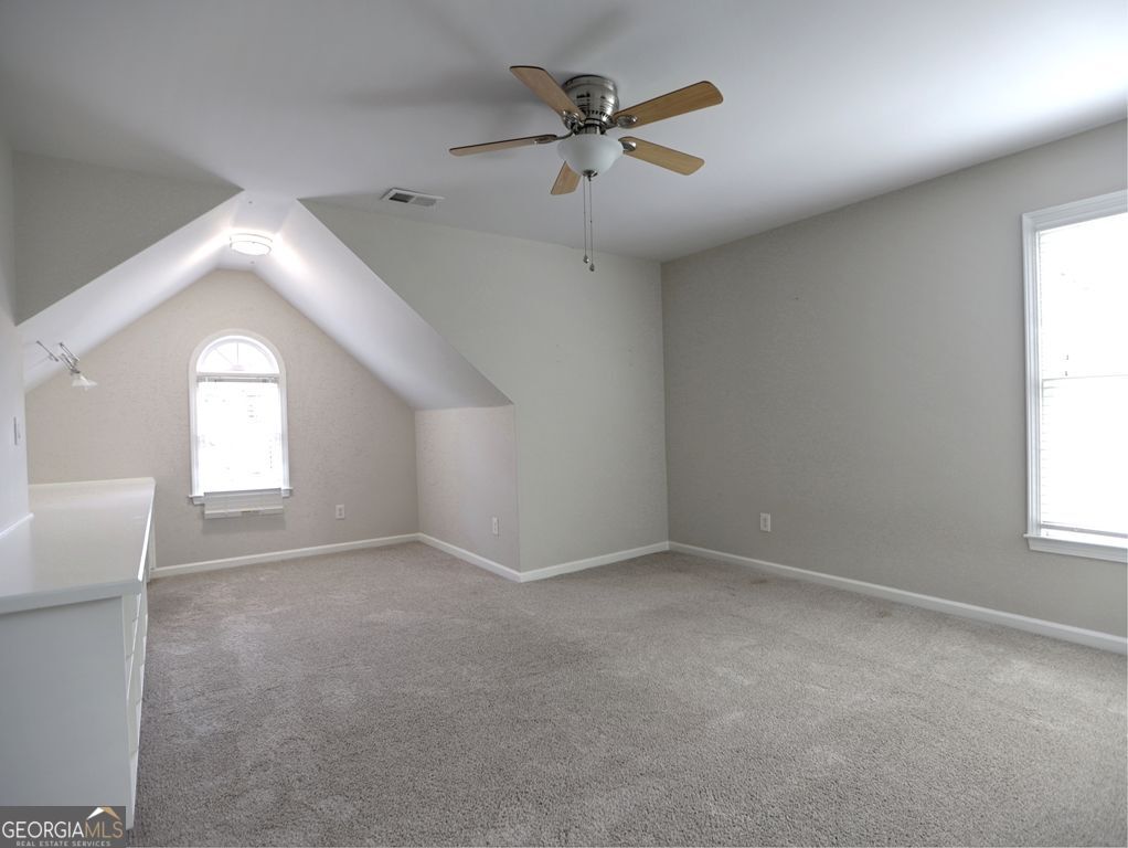 NORTHAMPTON - Residential