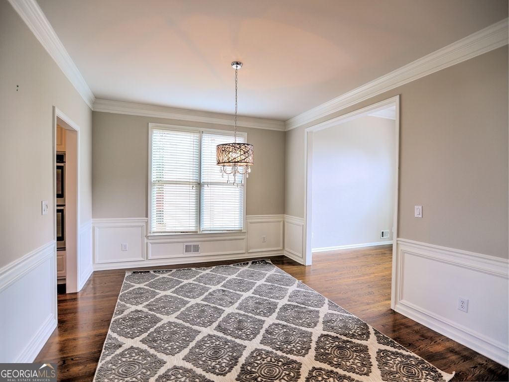 NORTHAMPTON - Residential