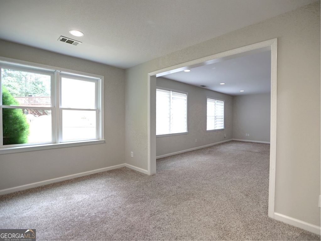 NORTHAMPTON - Residential