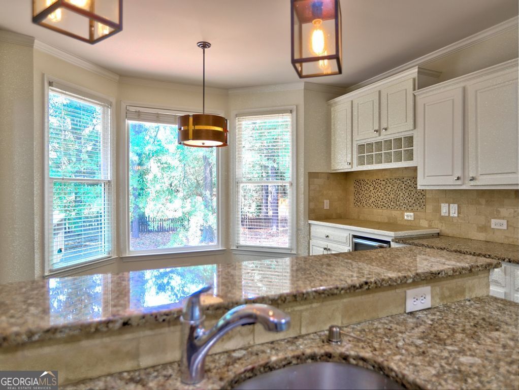 NORTHAMPTON - Residential