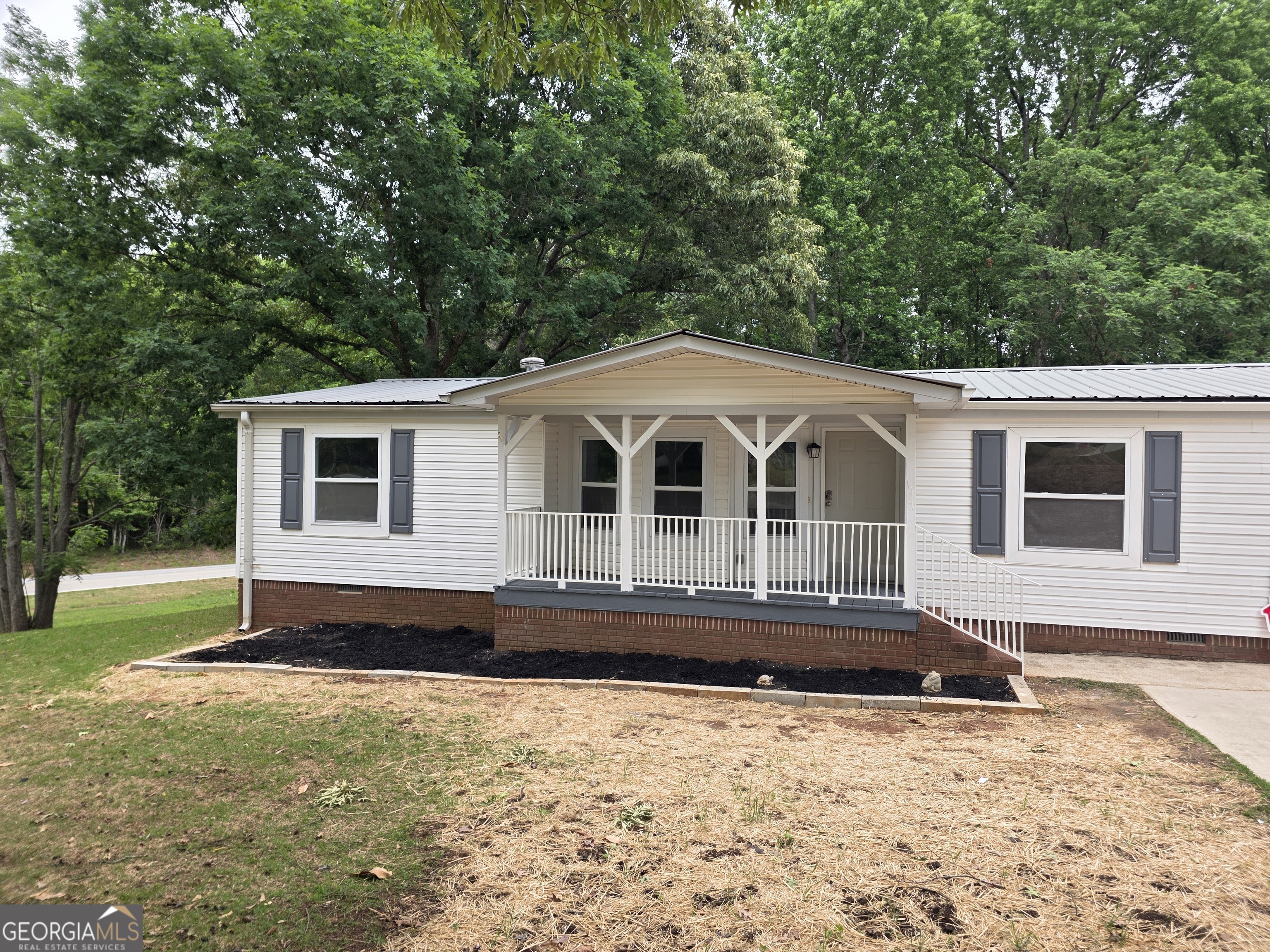 47 Forest Lake RD
