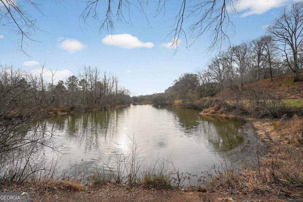 Photo of 3921 Riverlook Parkway SE #210, Marietta, GA 30067 (MLS # 10669467)