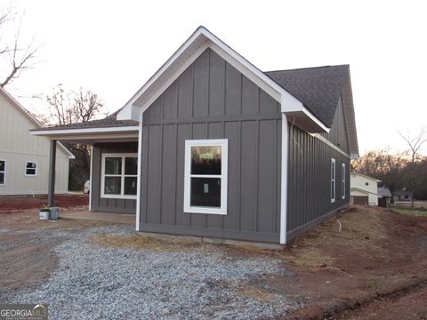 A home in Bowersville