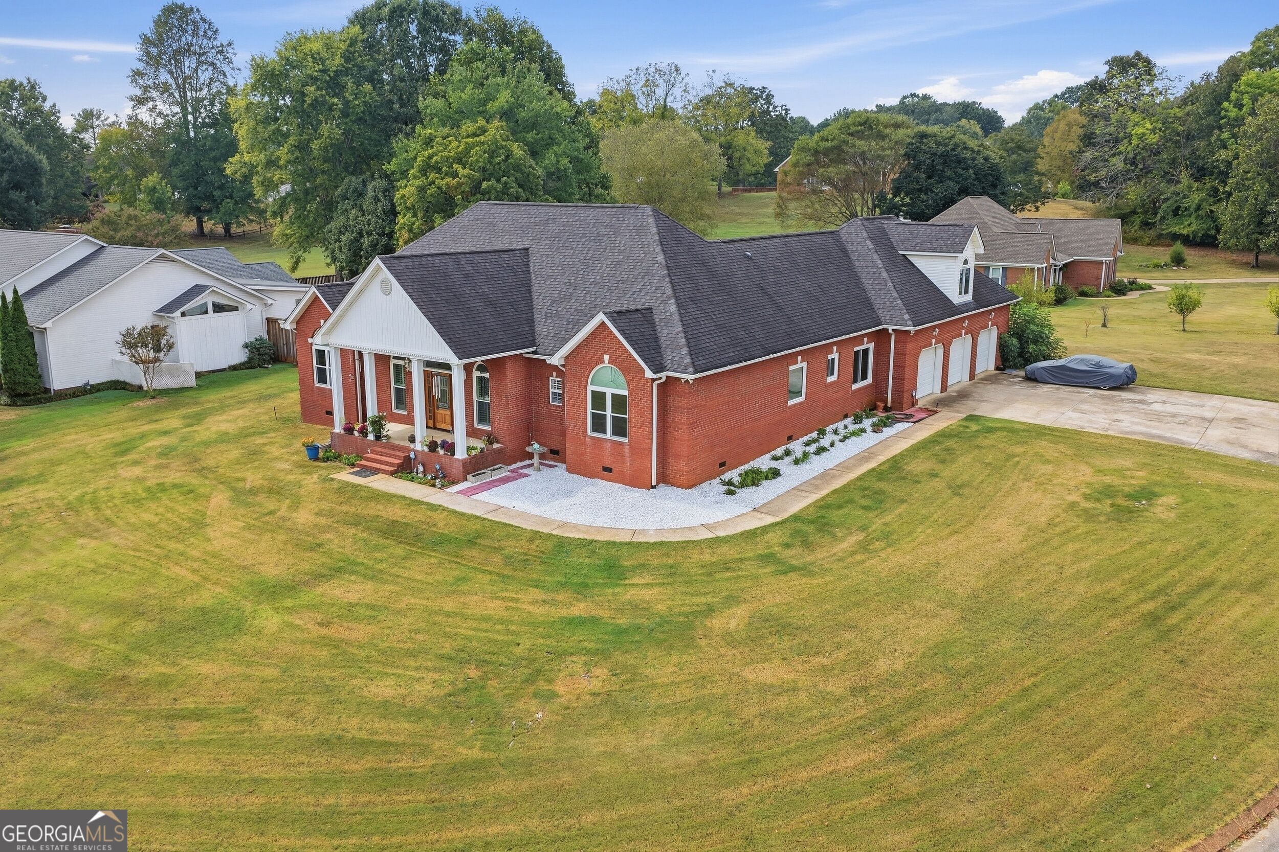 8400 Heron CIR
