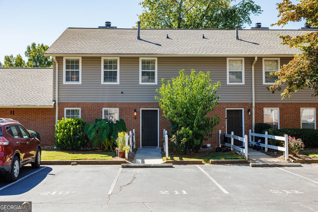 Photo of 7750 Roswell Road #11B, Sandy Springs, GA 30350 (MLS # 10878937)