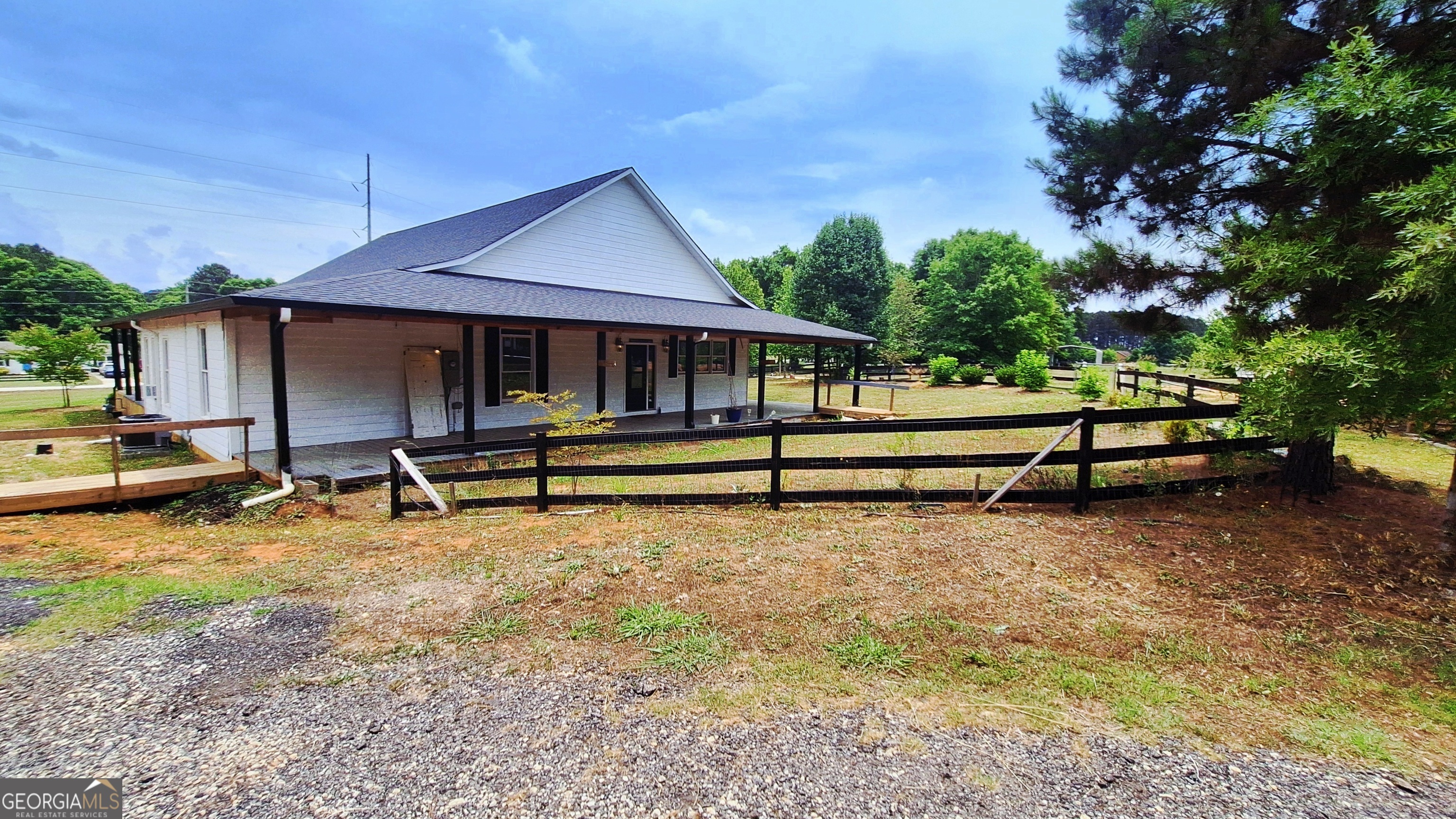 402 Savannah DR