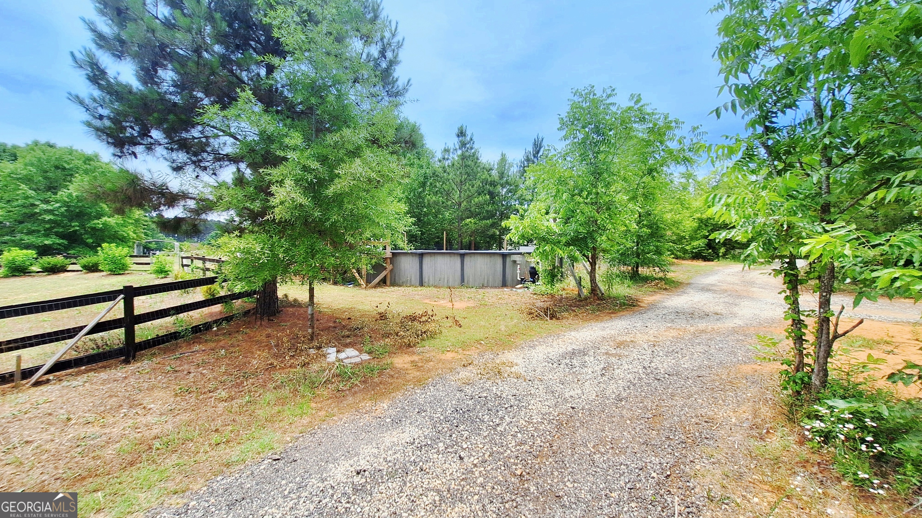 402 Savannah DR