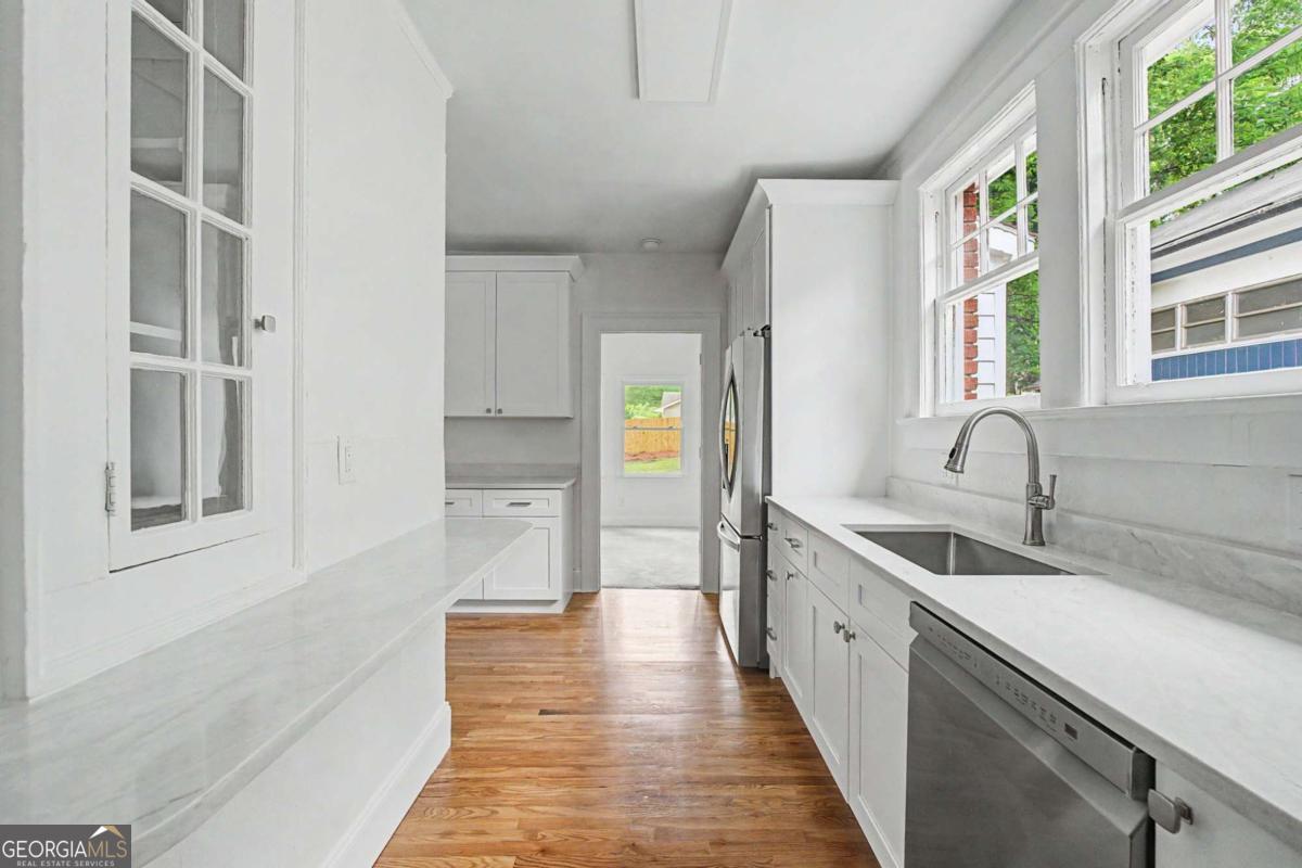 267 Cambridge AVE