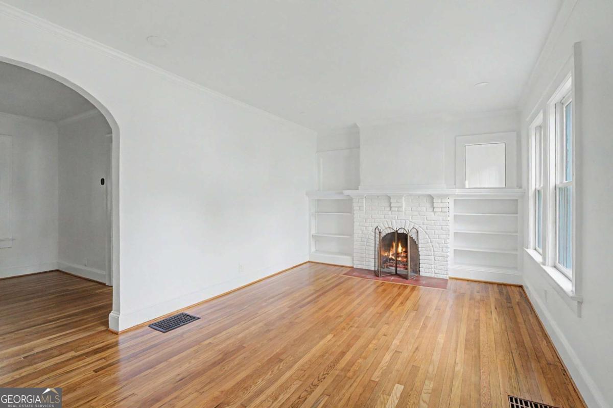 267 Cambridge AVE