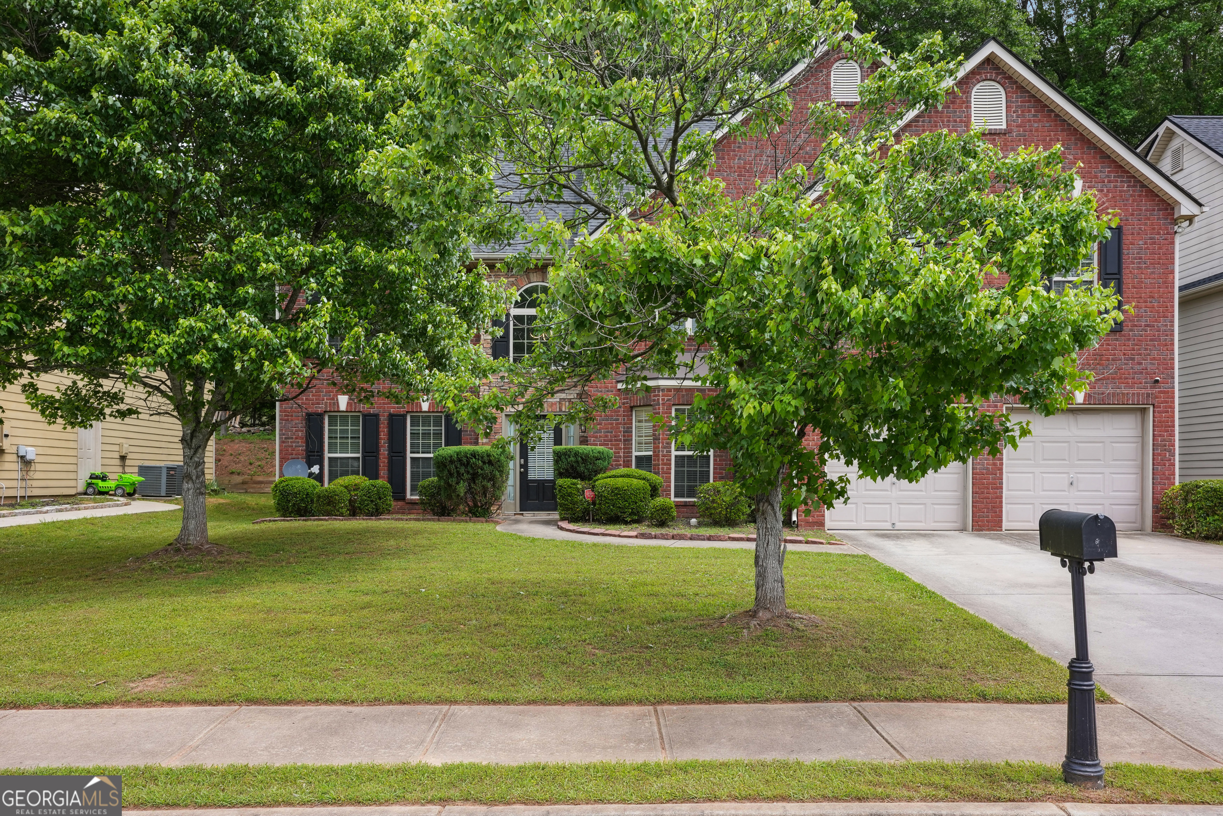 9744 Musket Ridge CIR