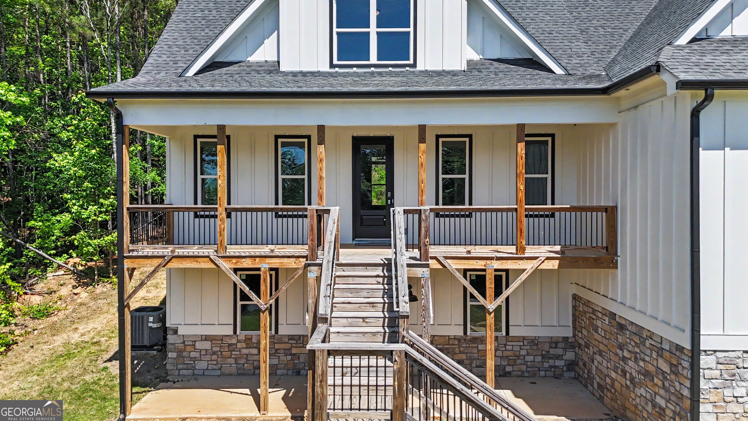 113 Cherokee Estates DR