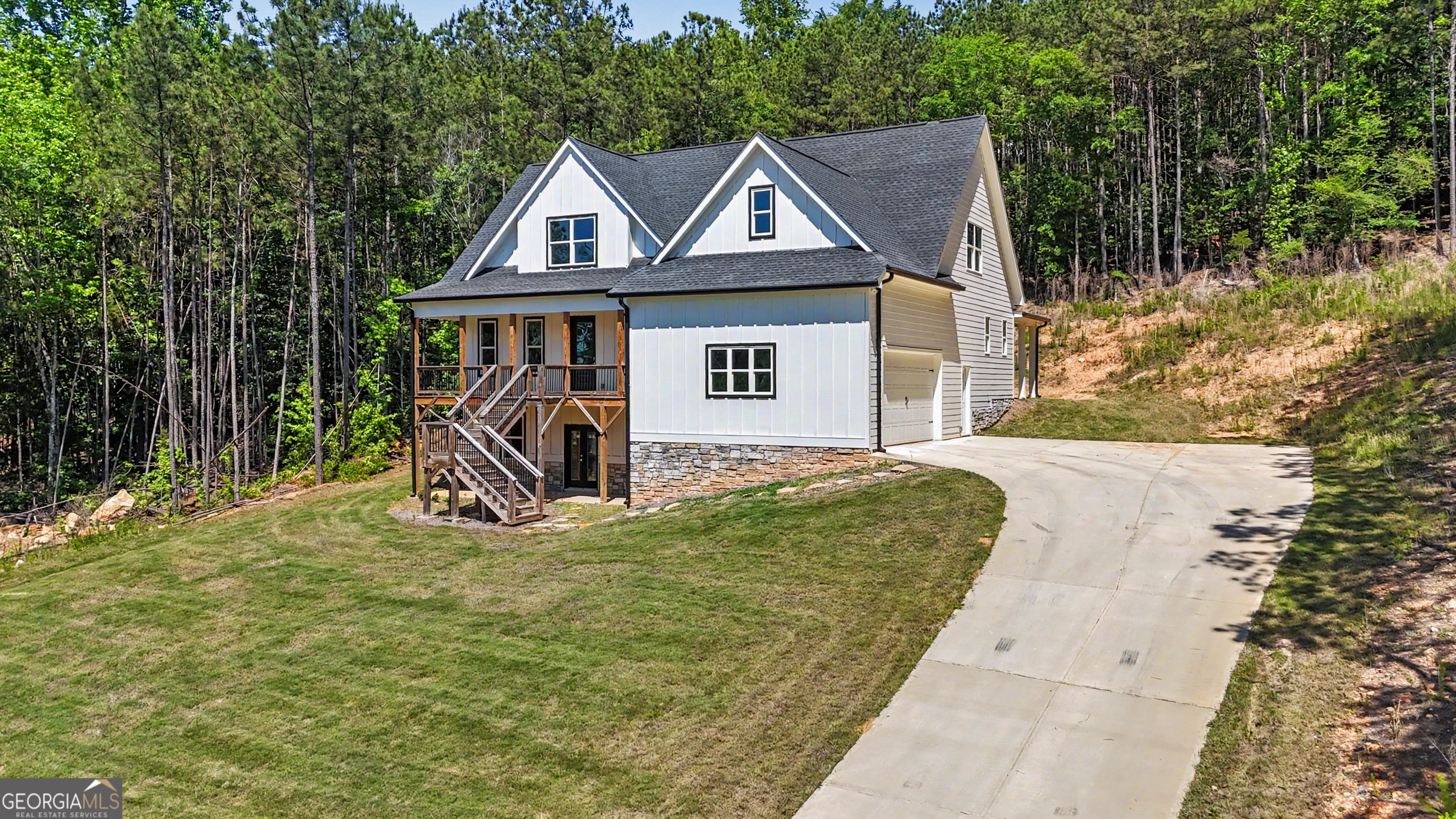 113 Cherokee Estates DR