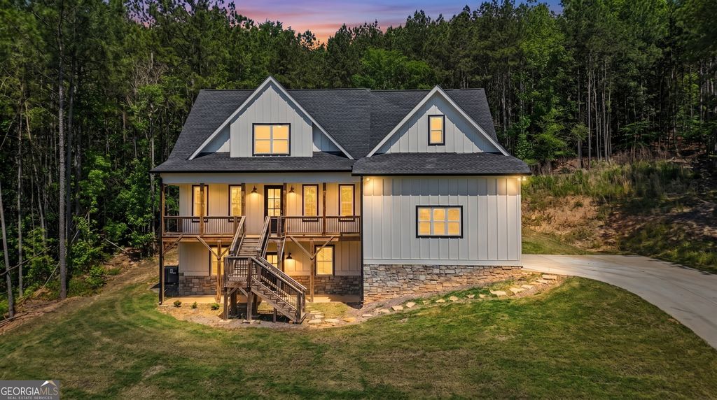 Photo of 113 Cherokee Estates Drive, Cedartown, GA 30125 (MLS # 10766068)