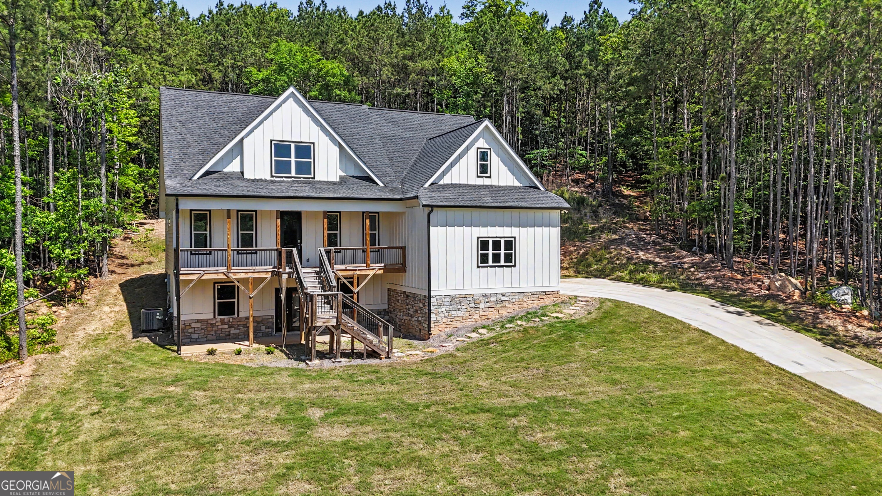 113 Cherokee Estates DR