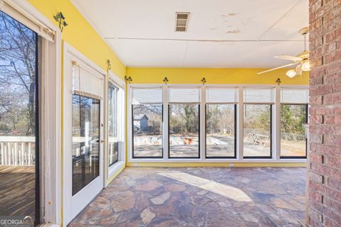 A home in Toccoa